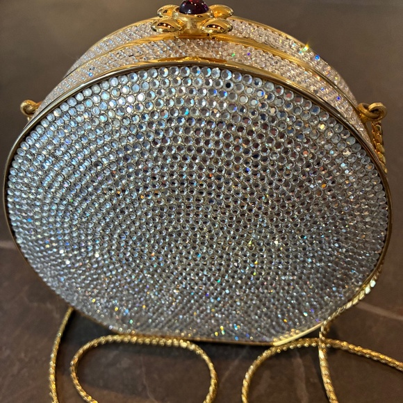 Judith Leiber Handbags - Vintage Judith Leiber red garnet clasp crystal clutch